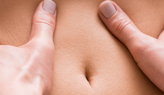 close-up-abdomen-massage-concept