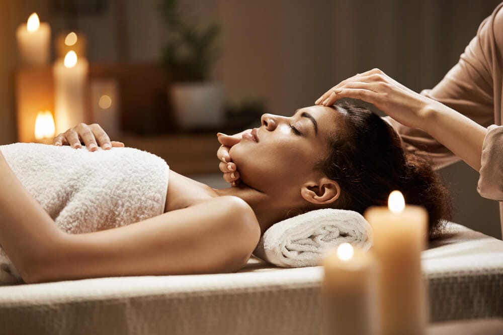 oman enjoying face massage
